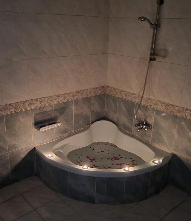 Hk Pyramids Guest House Cairo Exterior photo